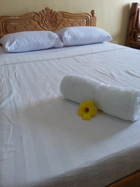 Rama International Beach Resort Botolan Pokoj fotografie