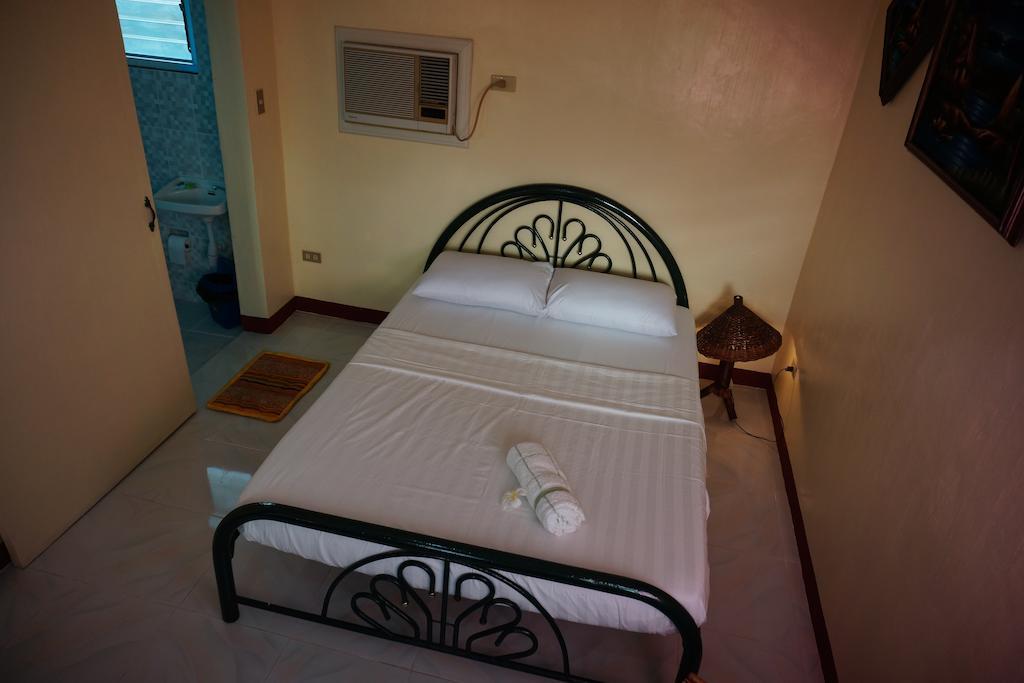 Rama International Beach Resort Botolan Pokoj fotografie
